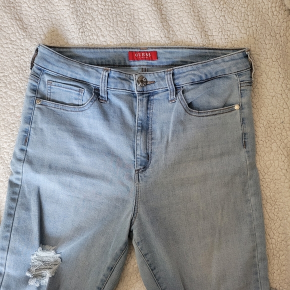 GUESS High Rise Skinny Jeans - Picture 3 of 5